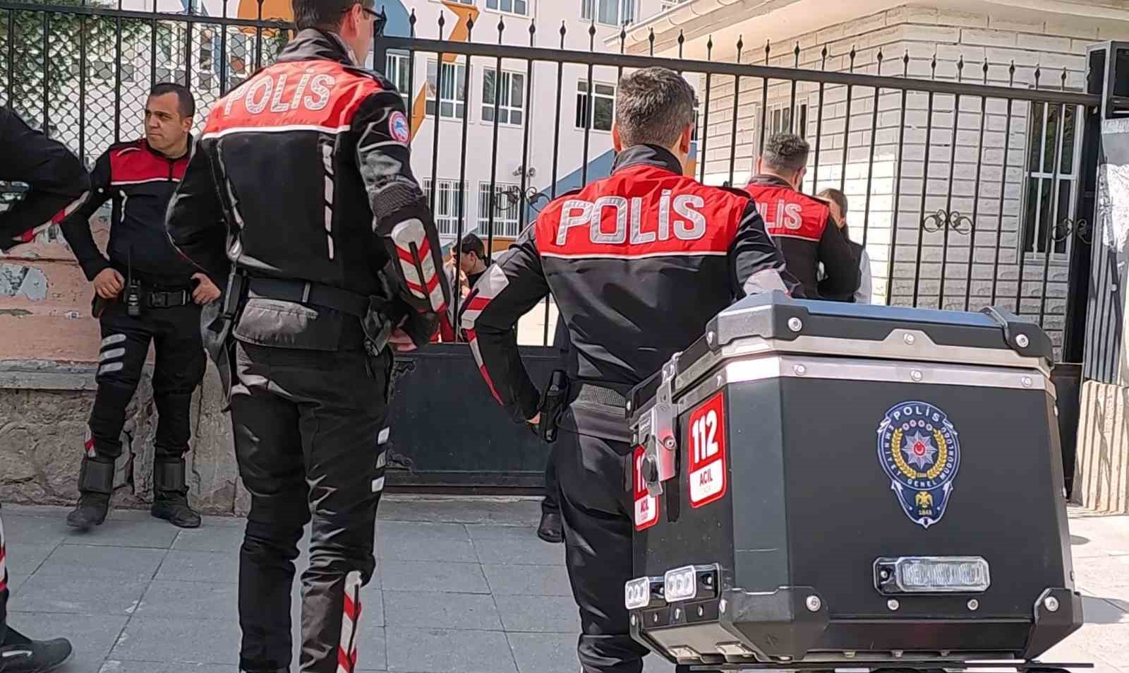 aksarayda okullar polisin gozetiminde 6 91jbgVCL