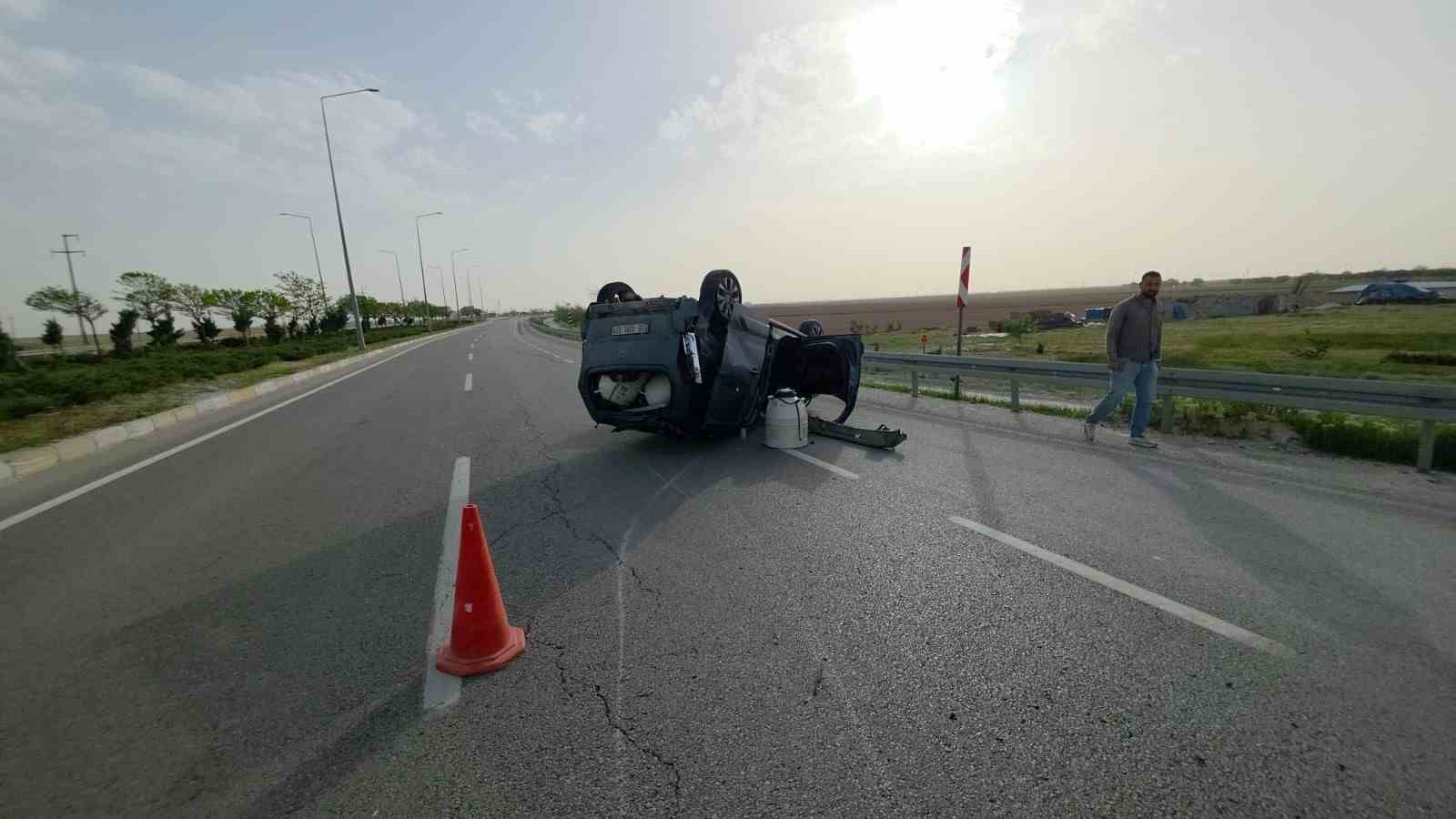 aksarayda otomobil ile hafif ticari arac carpisti 2 yarali 1 fiNtuVdH