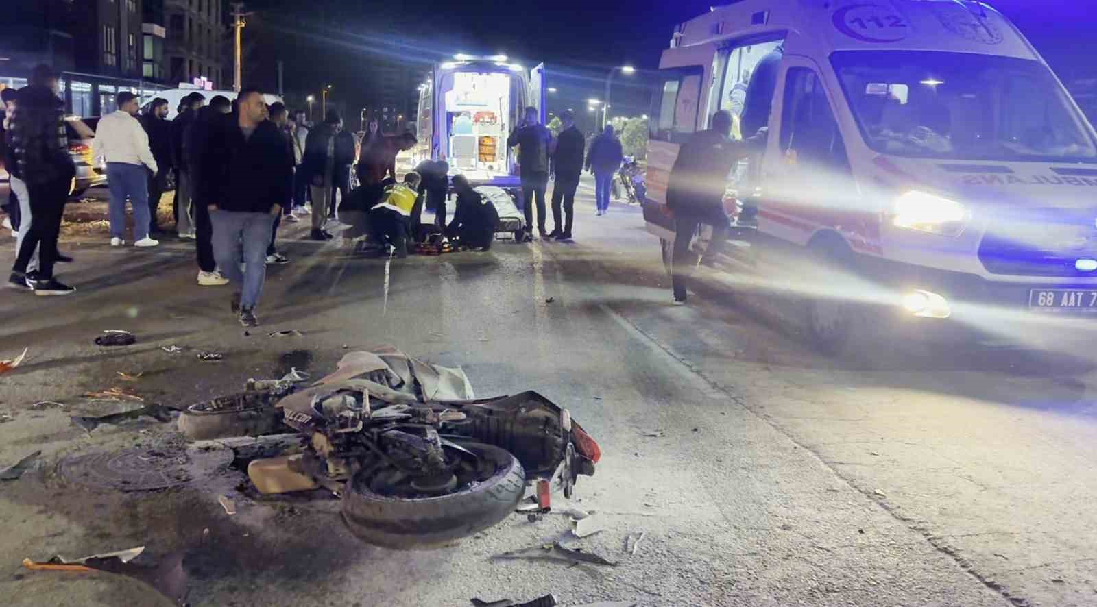 aksarayda otomobil ile motosiklet carpisti surucu agir yarali 1 uSMuW2h5