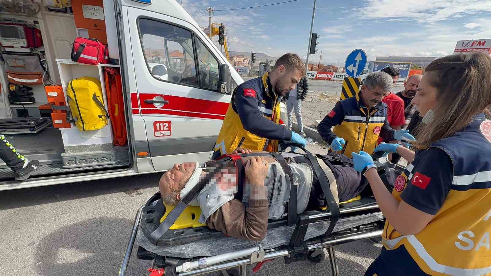 aksarayda otomobil ile tir carpisti 1 agir yarali 1 XUWYYCkq