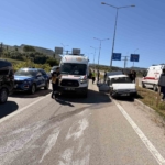 aksarayda-otomobil-minibuse-carpti-8-yarali-aMr5dSs5.jpg