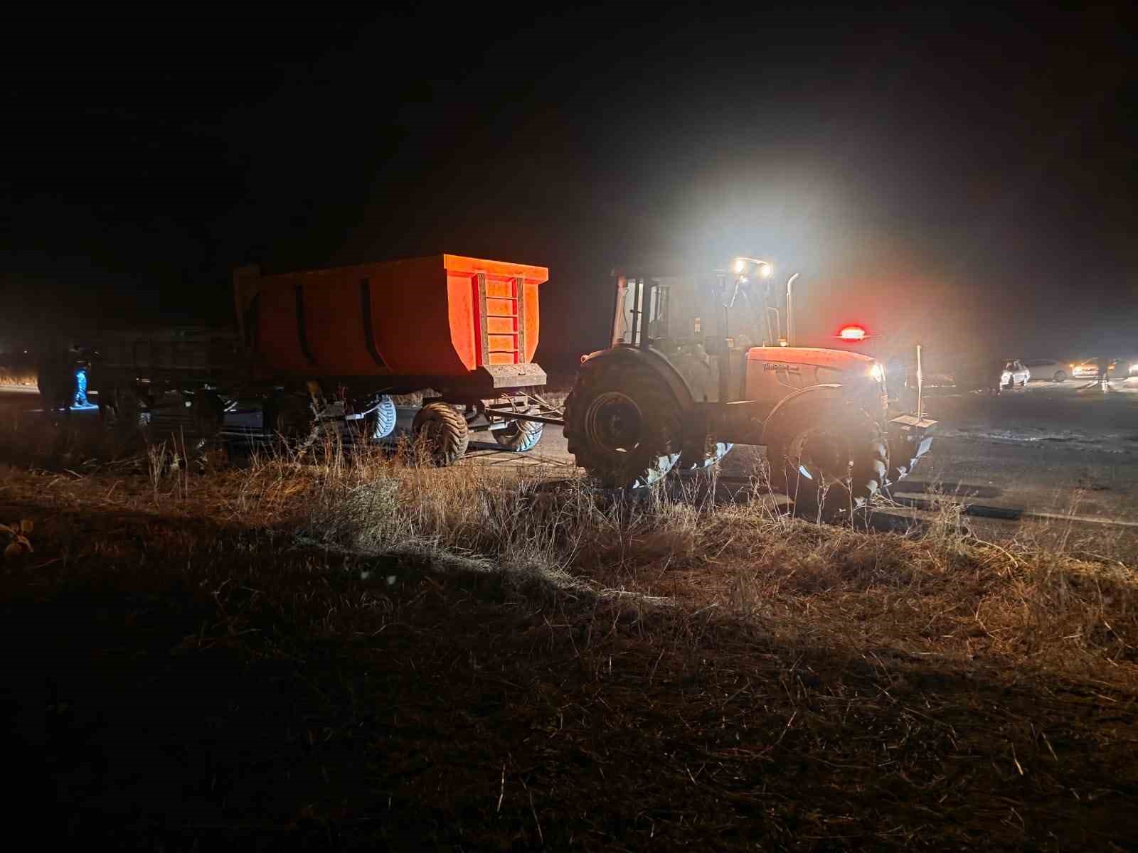 Aksaray’da otomobil takla attı: 2 yaralı 8 aksarayda otomobil takla atti 2 yarali 4 CtEJ1Cat