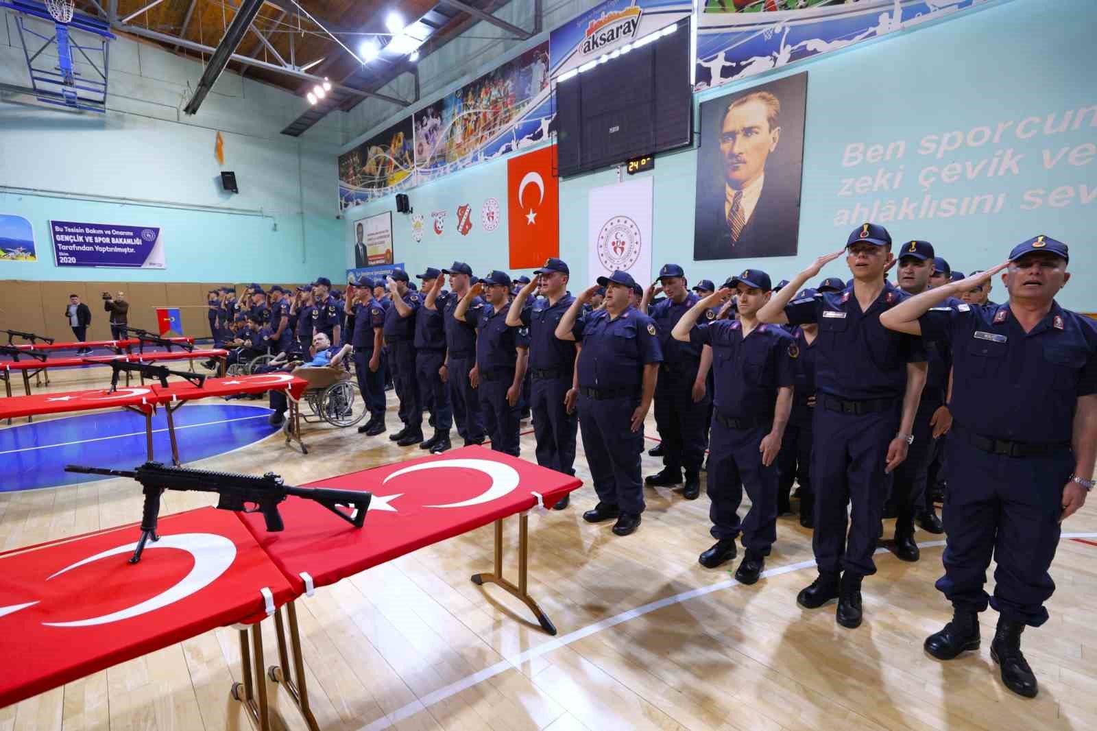 aksarayda ozel genclerin bir gunluk askerlik heyecani 4 EqIuZK5Q