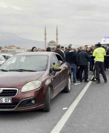 aksarayda-polis-cenazesi-sirasinda-konvoya-saldiri-4-yarali-sY3qkmOM.jpg