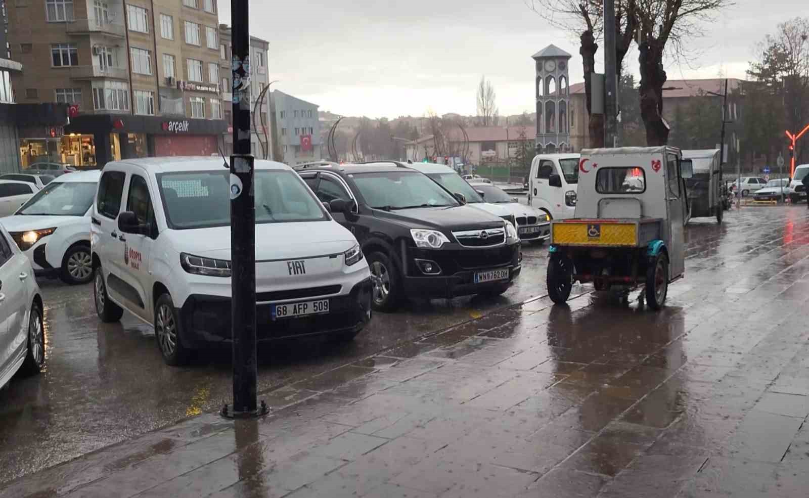 aksarayda siddetli saganak etkili oldu 1 sELS1aQF
