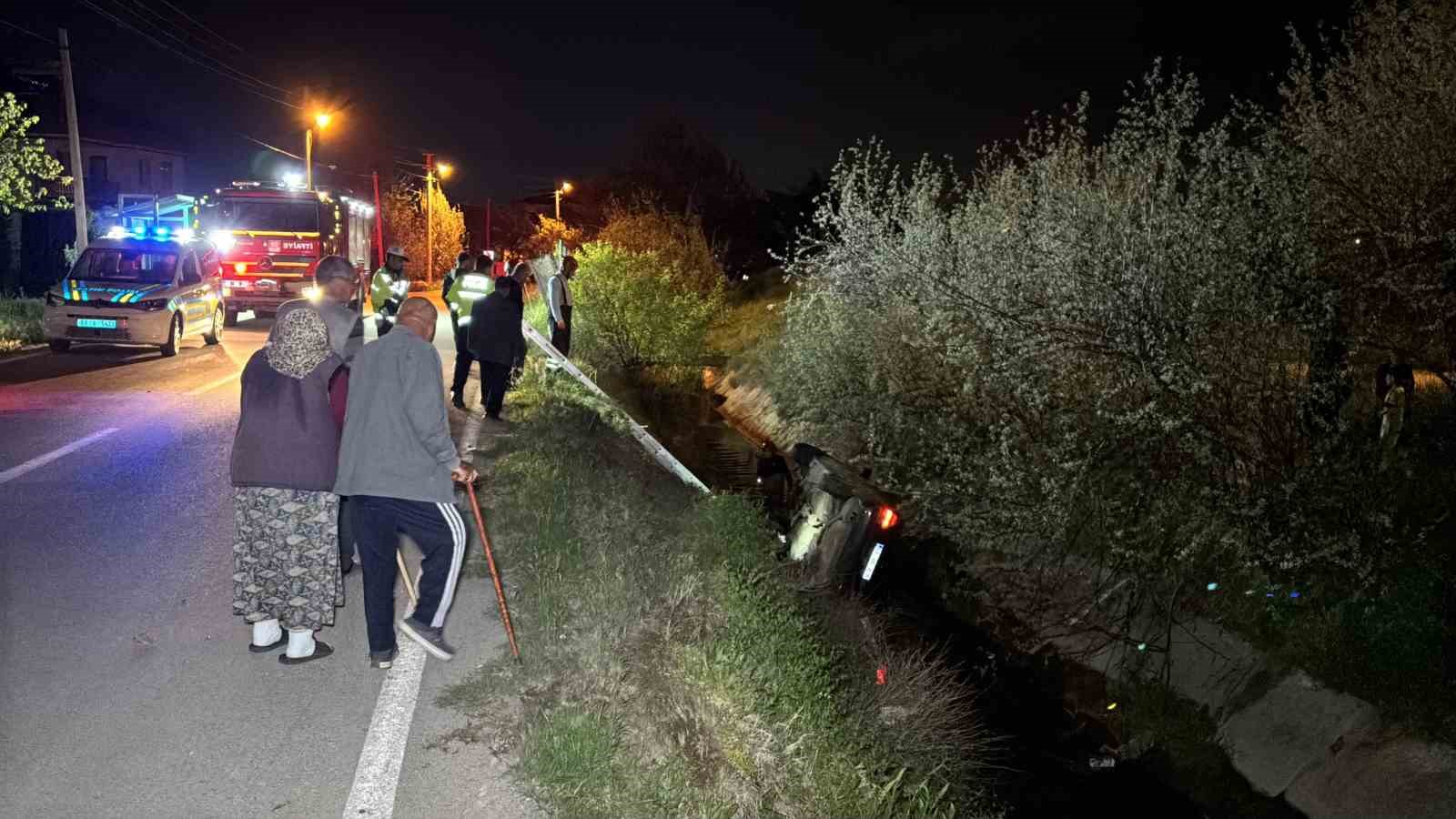 aksarayda sulama kanalina dusen arac ekipleri alarma gecirdi 1 csU4YJwj