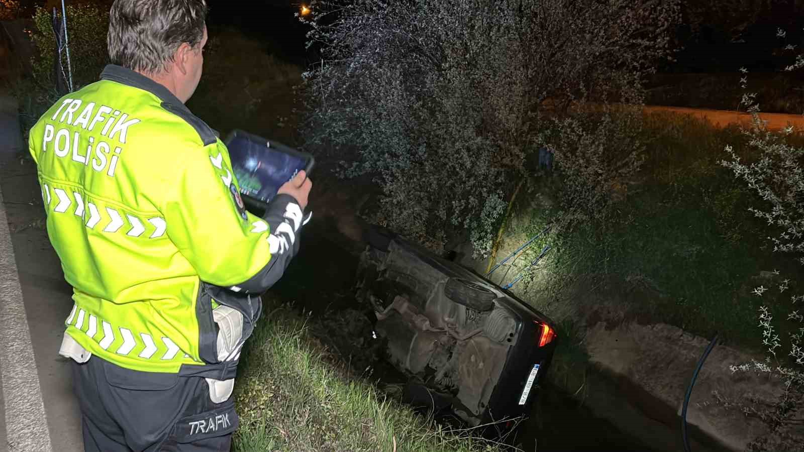 aksarayda sulama kanalina dusen arac ekipleri alarma gecirdi 3 JHLAZ337