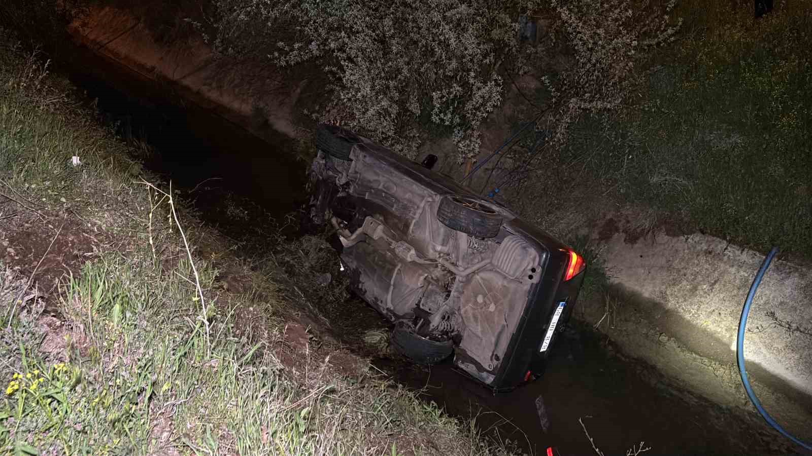 aksarayda sulama kanalina dusen arac ekipleri alarma gecirdi 7 s8jVFnVm