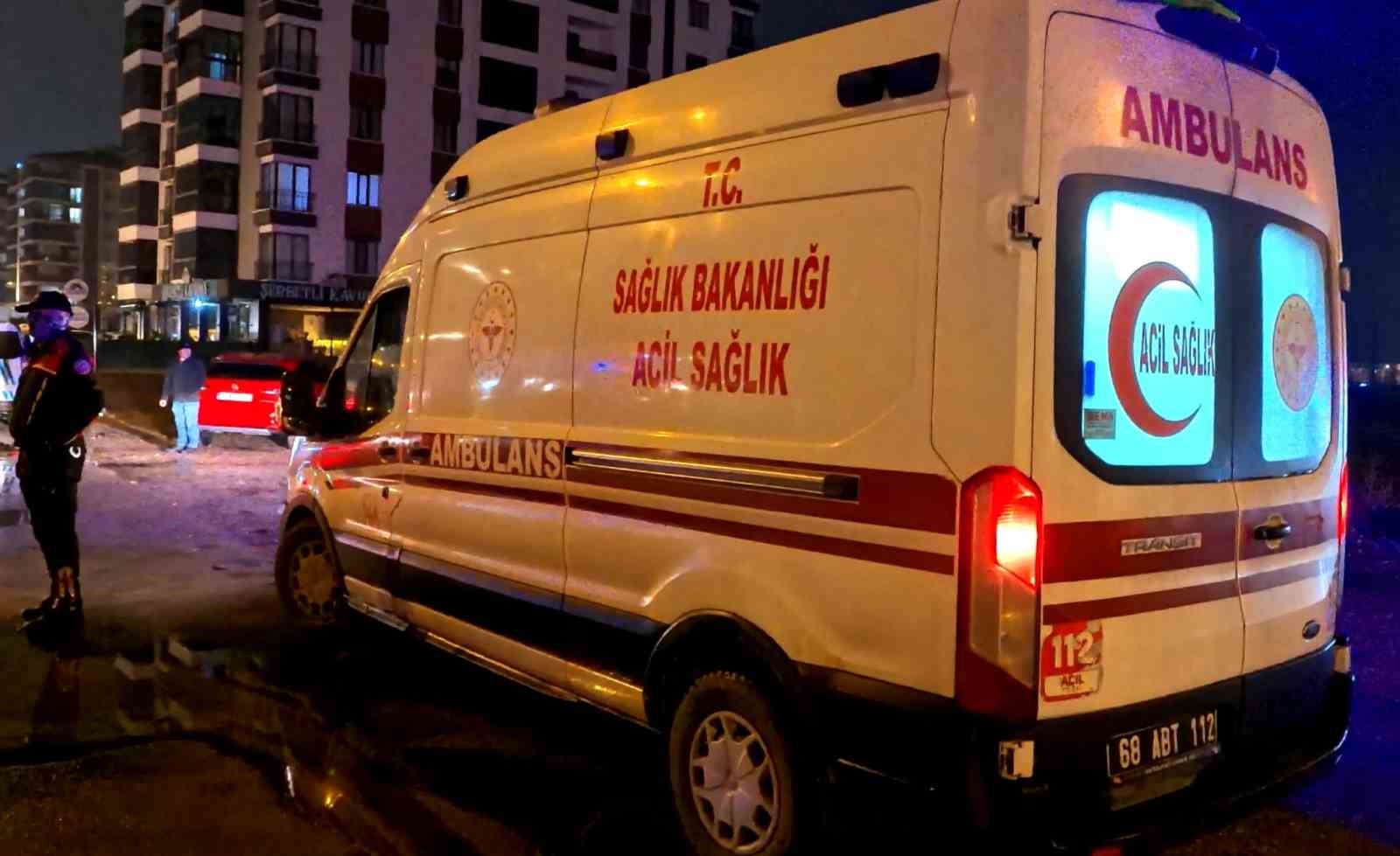 aksarayda tir ile servis araci carpisti 2 yarali 2