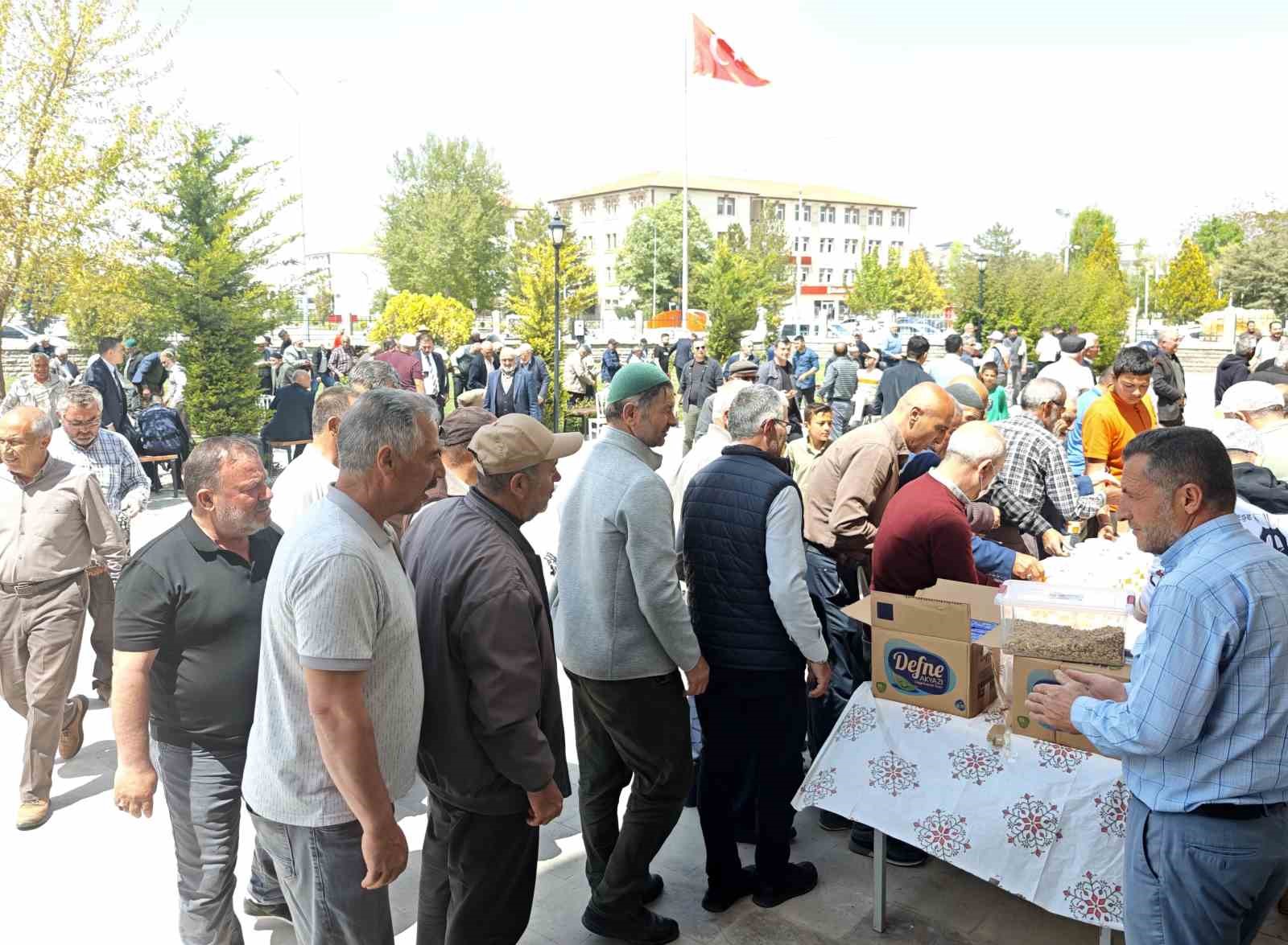 aksarayda yogun yagis nedeniyle sukur duasi yapildi 1 8LvqRyfk