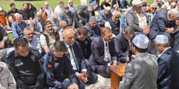aksarayda-yogun-yagis-nedeniyle-sukur-duasi-yapildi-4jRr2ILt.jpg