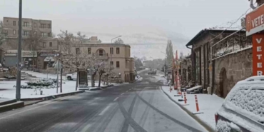 aksarayin-guzelyurt-ilcesinde-kar-yagisi-ix5FTirF.jpg