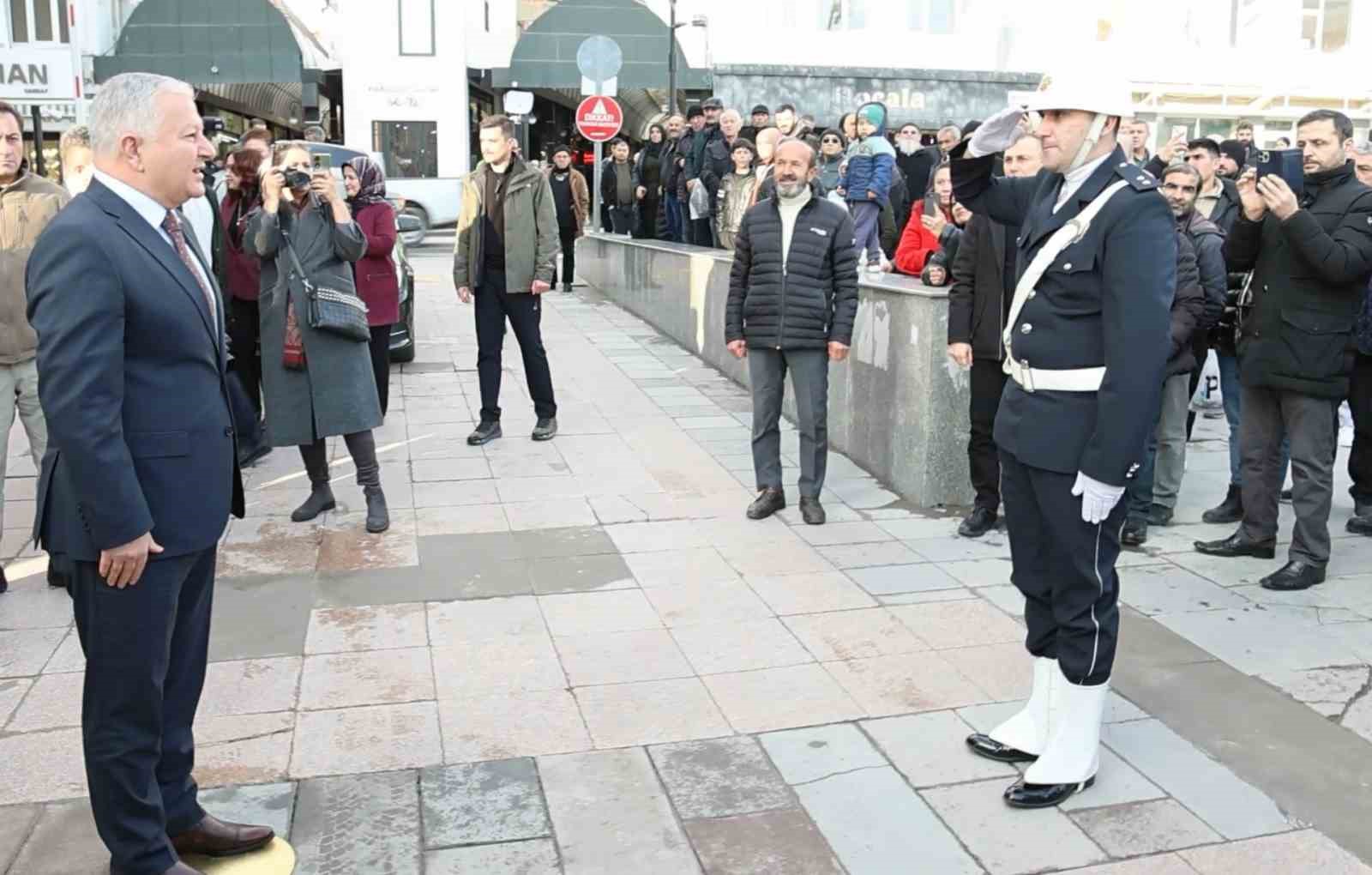 aksarayin yeni valisi murat duru gorevine basladi 1