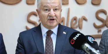 aksarayin-yeni-valisi-murat-duru-gorevine-basladi-Bh2bhcME.jpg