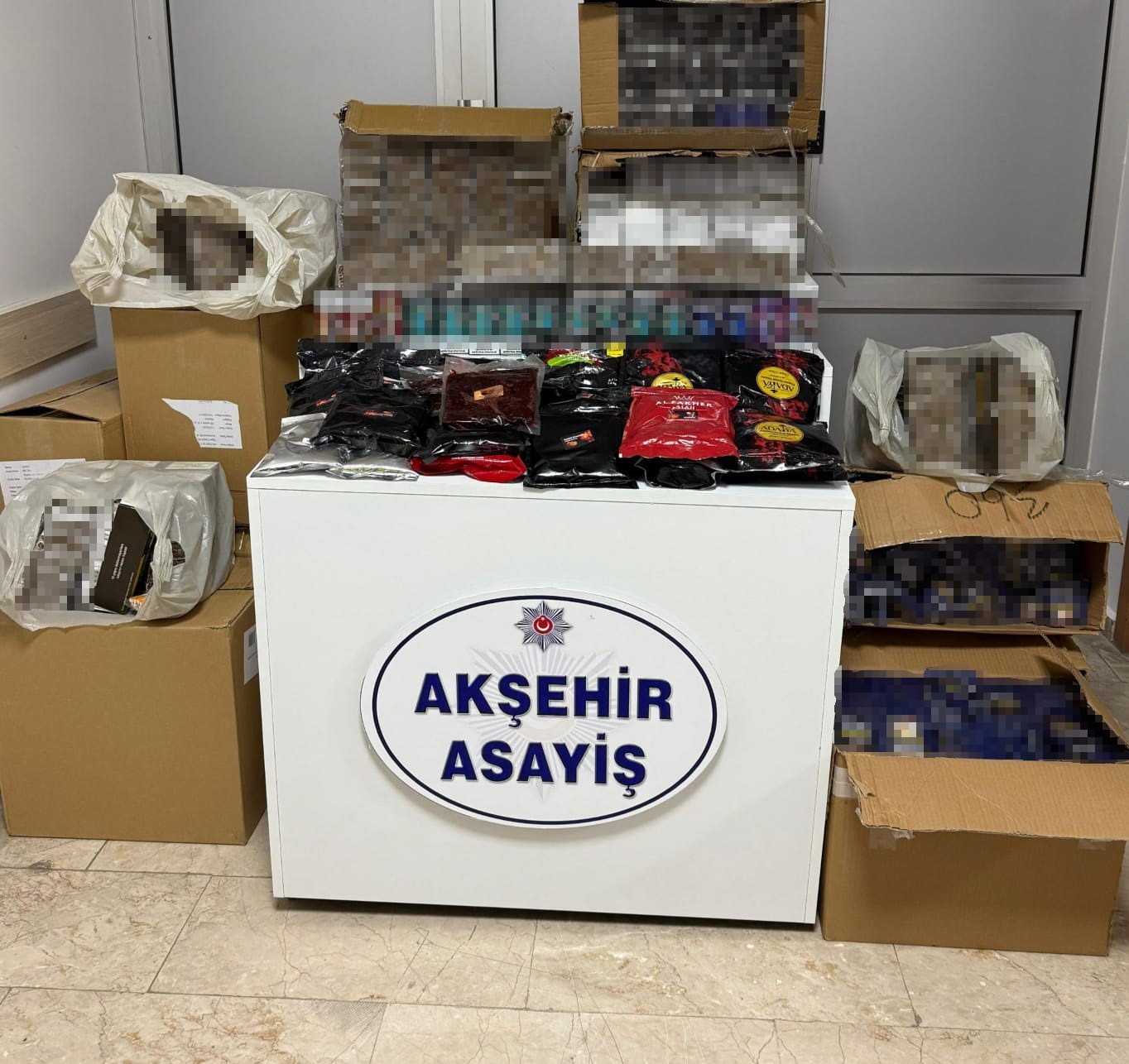 aksehirde gumruk kacagi sigara operasyonu 0 LWcUYOkU