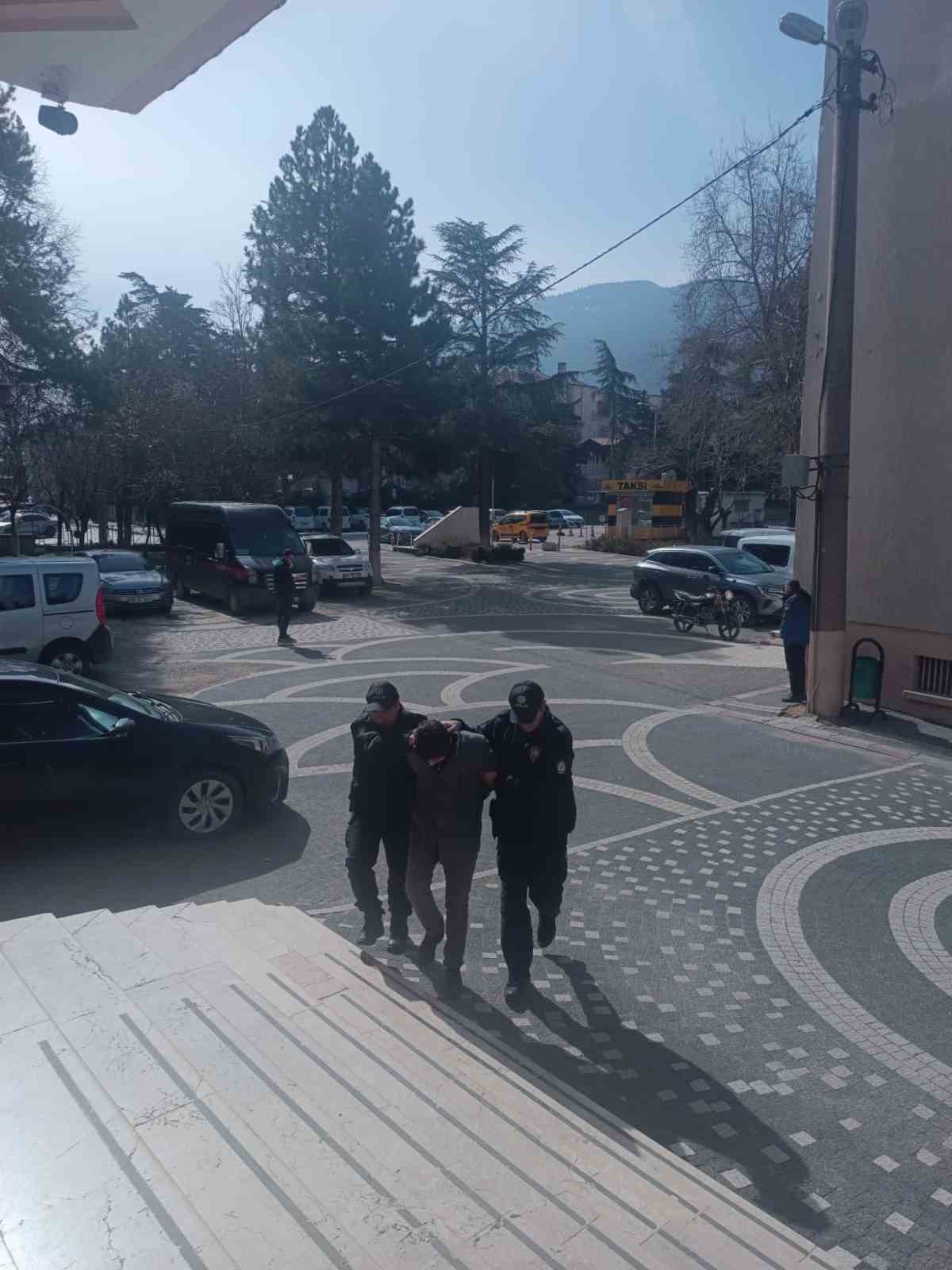aksehirde kacak tutun operasyonu 1 Qpb6amW3