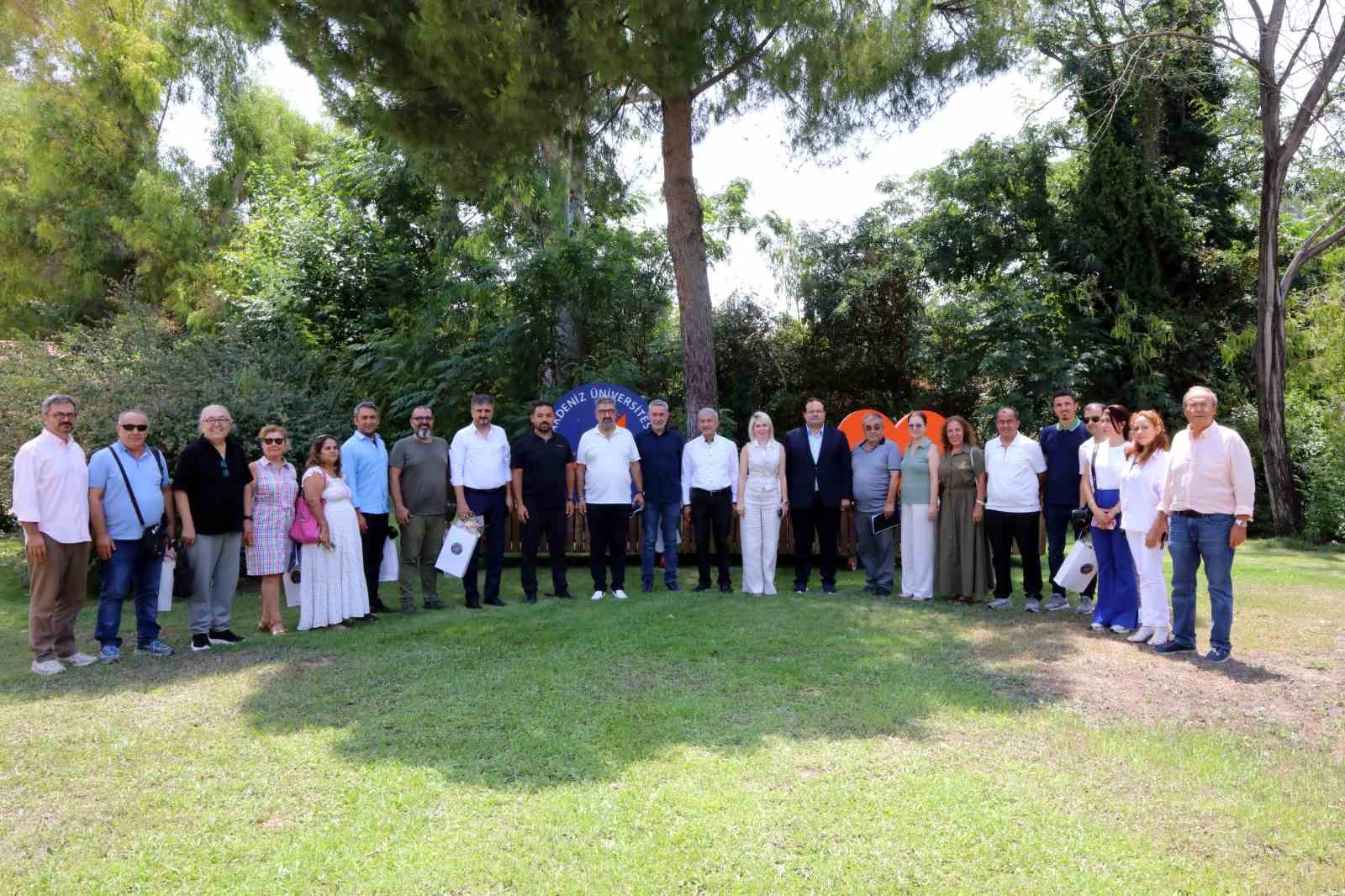 Aksu’da bin 100 dönümlük tarım teknokenti kurulacak 6 aksuda bin 100 donumluk tarim teknokenti kurulacak 2 SiqgQQOW