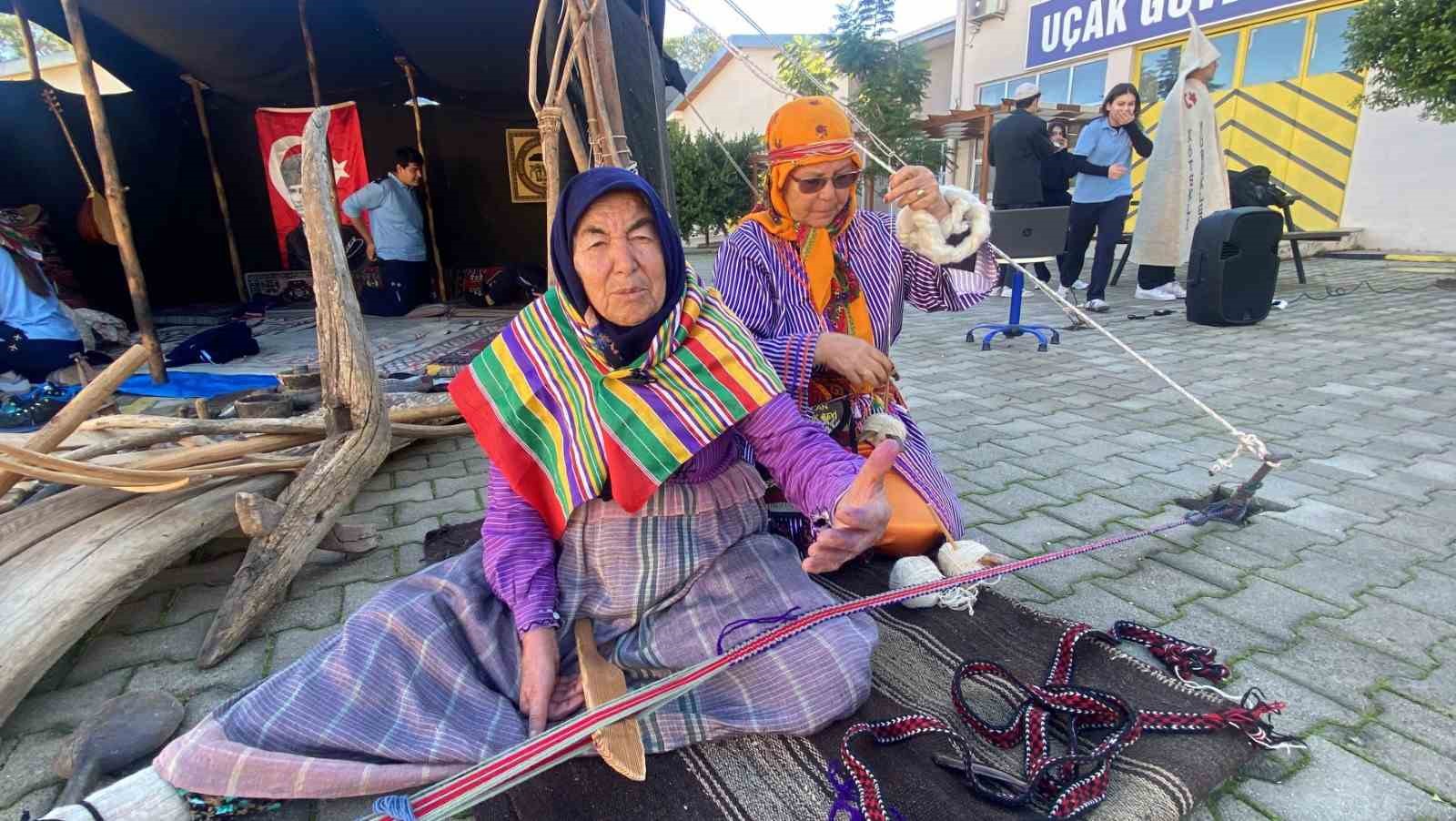 aksuda ders zili yoruk cadirinda caldi 5 eX6mQRtv