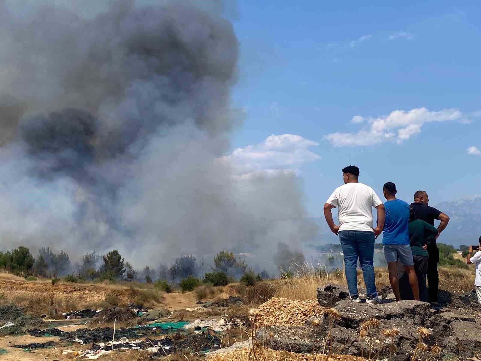 aksudaki orman yangini kontrol altina alindi 10 hektar alan zarar gordu 1 JdLhwtZB