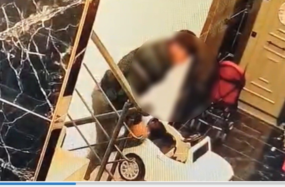 akulu araba hirsizlari kameradan tespit edilip yakalandi 0