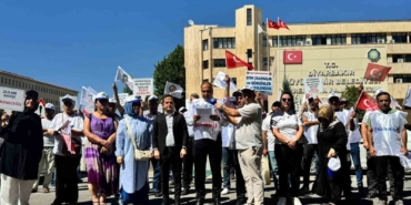 akuzum-isten-cikarilan-isciler-ile-bir-araya-geldi-Z7Ya8VsN.jpg