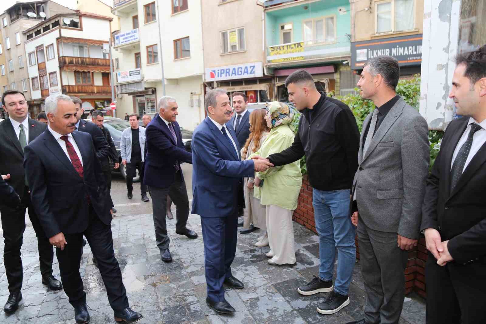 akyel memleketi erzurumda 3 gO235e2q