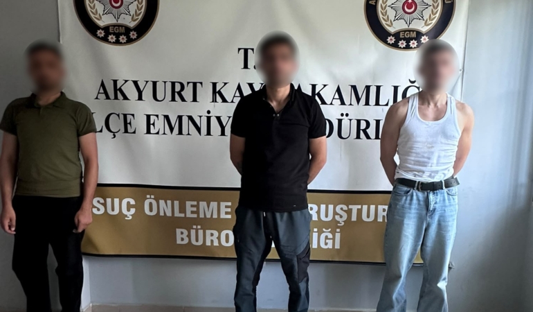 akyurtta-uyusturucu-operasyonu-4-gozalti-4z98Jch4.jpg