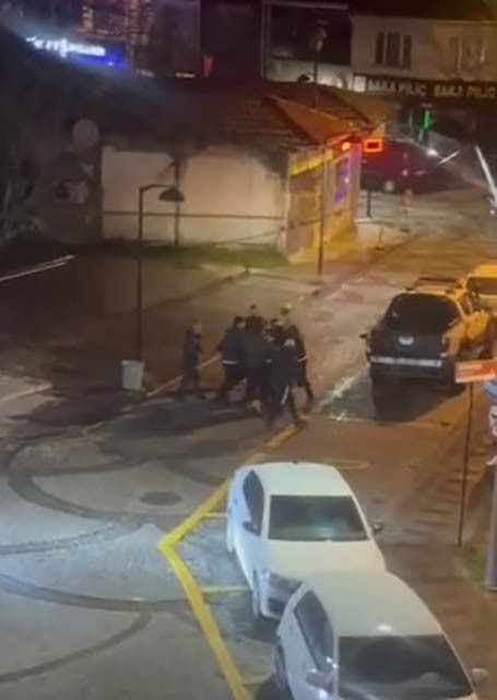 alacak verecek meselesi kanli bitti gogsunden vurulan muhtar agir yaralandi 2 PcpwNzeb