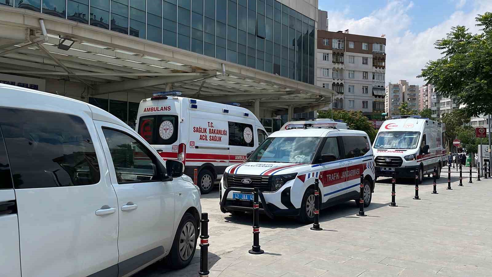 Alacak verecek meselesinde vurulan kuyumcu ağır yaralandı 4 alacak verecek meselesinde vurulan kuyumcu agir yaralandi 0 tNbGDLUU