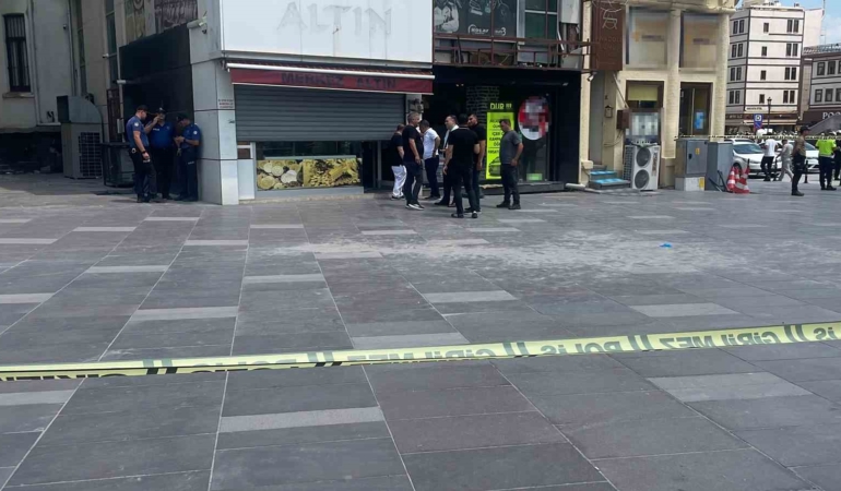 alacak-verecek-meselesinde-vurulan-kuyumcu-agir-yaralandi-FQ9UDkBl.jpg