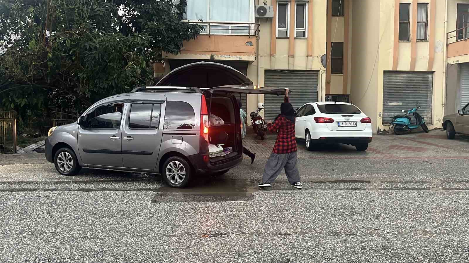 Alanya Dim Barajı’nda su seviyesi yükseldi bölgeye yakın bazı evlerin tedbir amaçlı boşaltılması istendi 13 alanya dim barajinda su seviyesi yukseldi bolgeye yakin bazi evlerin tedbir amacli bosaltilmasi