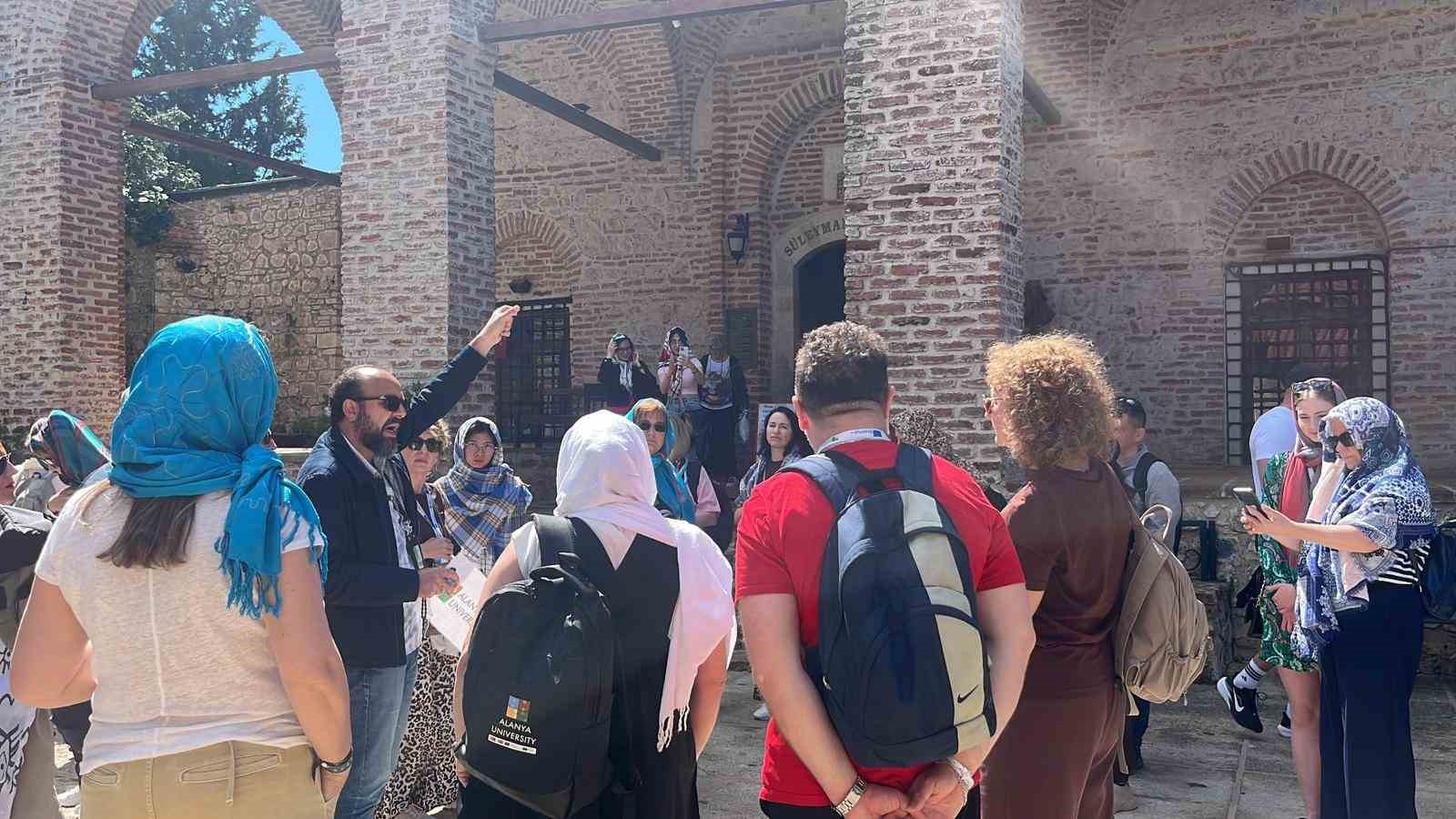 alanya kalesindeki 800 yillik miras turist akinina ugruyor 12 6fJapJKg