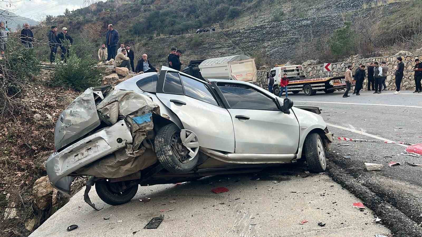 alanyada 1 kisinin oldugu kazada tir soforu tutuklandi 1