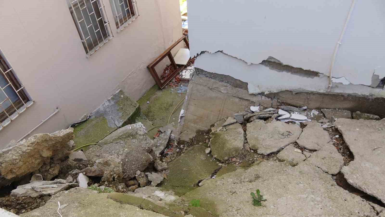 alanyada 3 bina tedbir amacli tahliye edildi 12 JqrgctTS