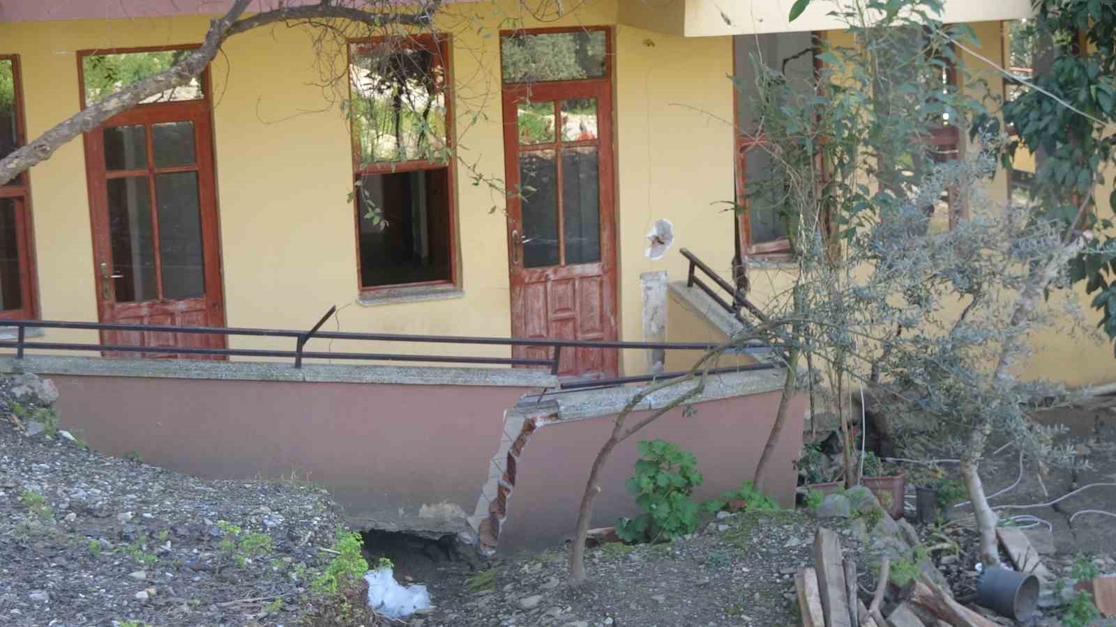 alanyada 3 bina tedbir amacli tahliye edildi 19 3qqVZgWW