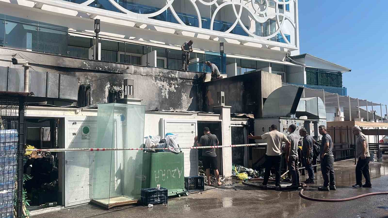 alanyada 5 yildizli otelin geri donusum deposundaki yangin korkuttu 2 SamYgjzc