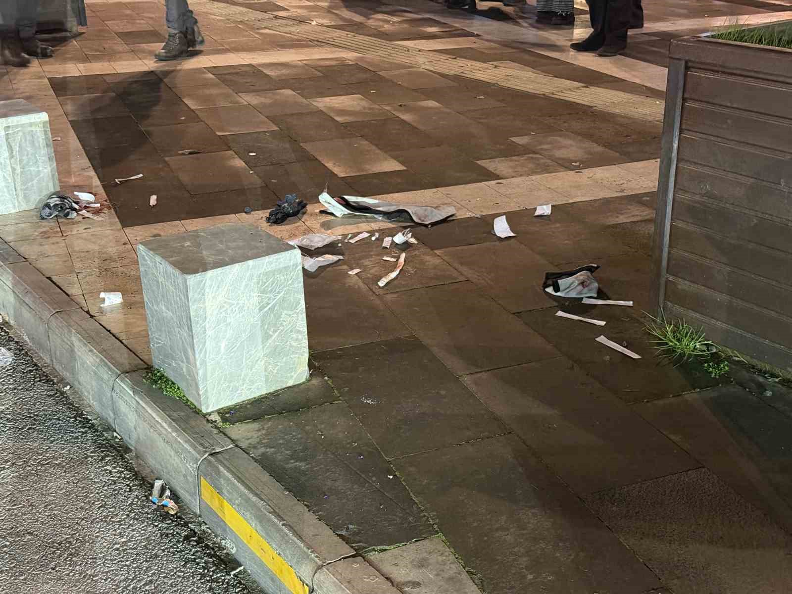 alanyada bicak ve zincirlerin kullanildigi kavgaya 3 tutuklama 13 LHy9ksO3