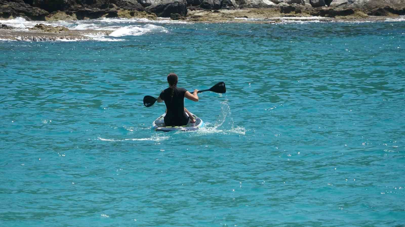 Alanya’da hava sıcaklığı 30 dereceyi gördü, turistler sahile koştu 10 alanyada hava sicakligi 30 dereceyi gordu turistler sahile kostu 6 3t6dglfi