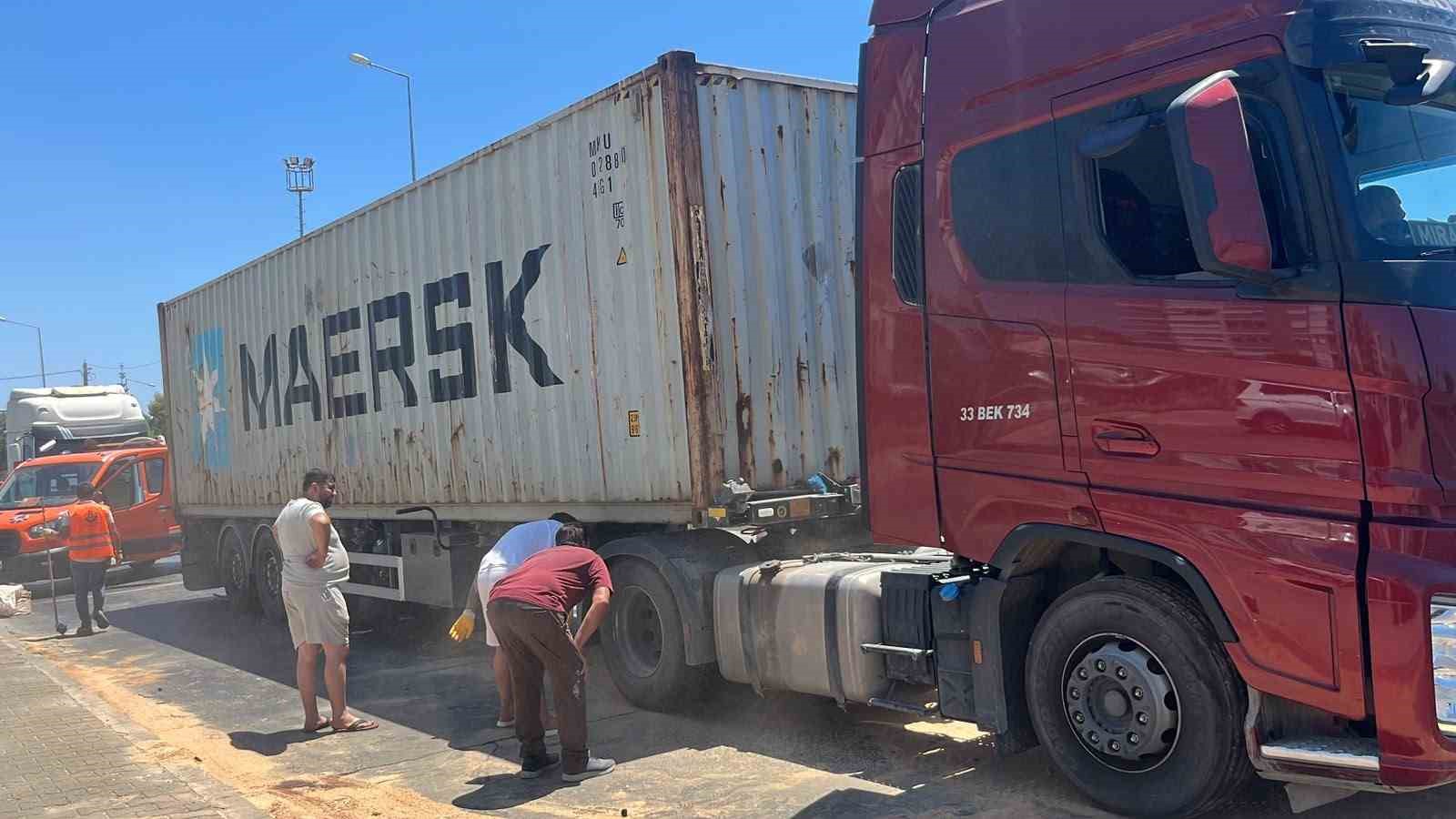 Alanya’da iki tır çarpıştı: D-400’de kilometrelerce araç kuyruğu oluştu 7 alanyada iki tir carpisti d 400de kilometrelerce arac kuyrugu olustu 3