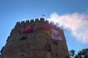 Ortaokul öğrencisi Duru, hobisini yaşıtlarına öğretiyor 2 thumbnail