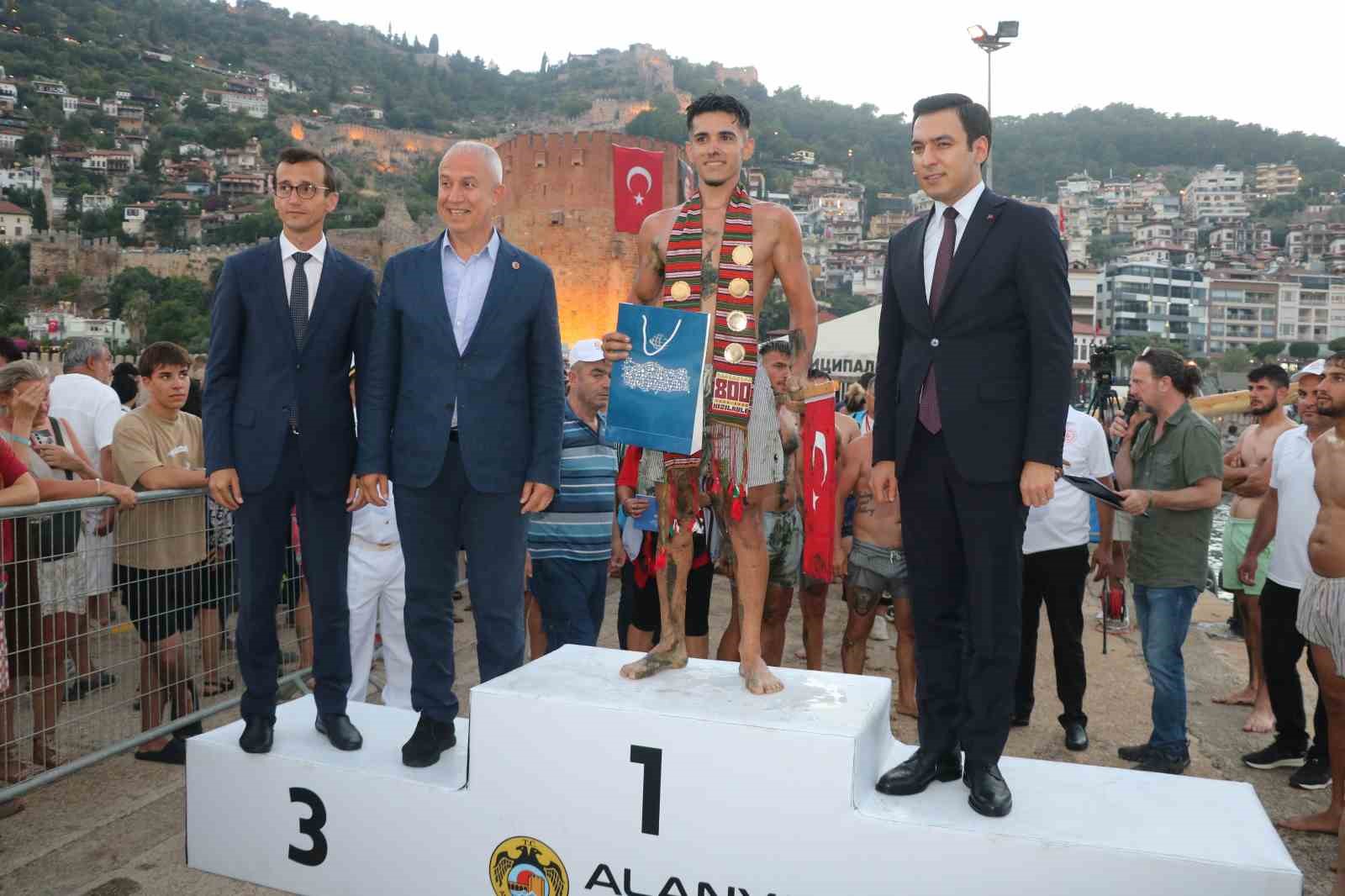 alanyada kabotaj bayrami coskuyla kutlandi 2 1j4Z14d2