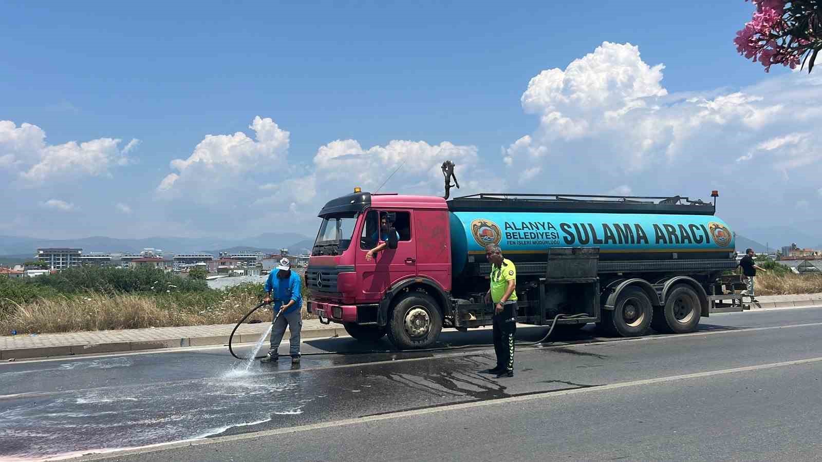 Alanya’da kamyonet ile çarpışan motosikletin genç sürücü hayatını kaybetti 10 alanyada kamyonet ile carpisan motosikletin genc surucu hayatini kaybetti 6 calPTnvQ
