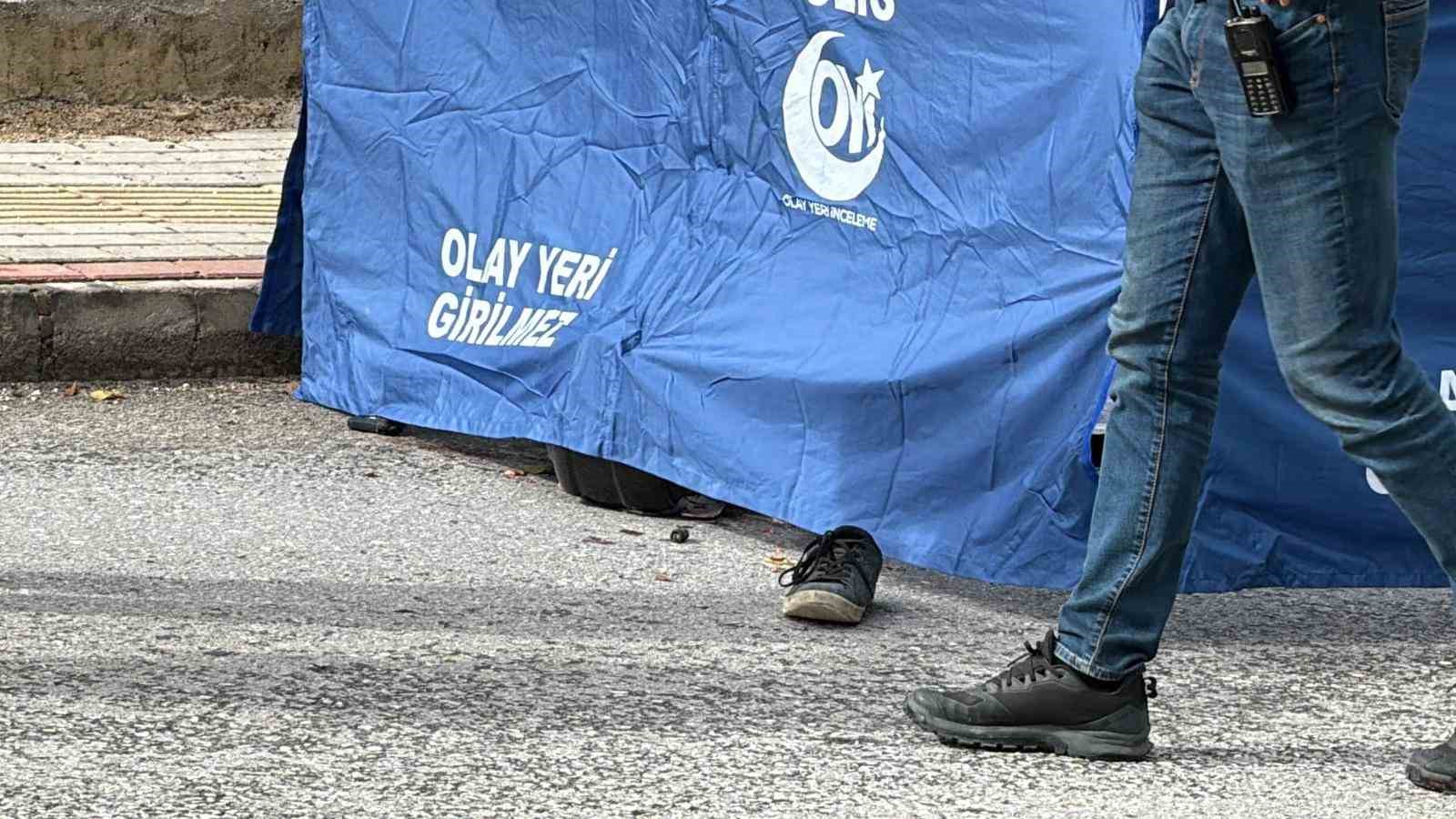 alanyada olumle sonuclanan trafik kazasi guvenlik kamerasina yansidi 13 GJkOgR8L