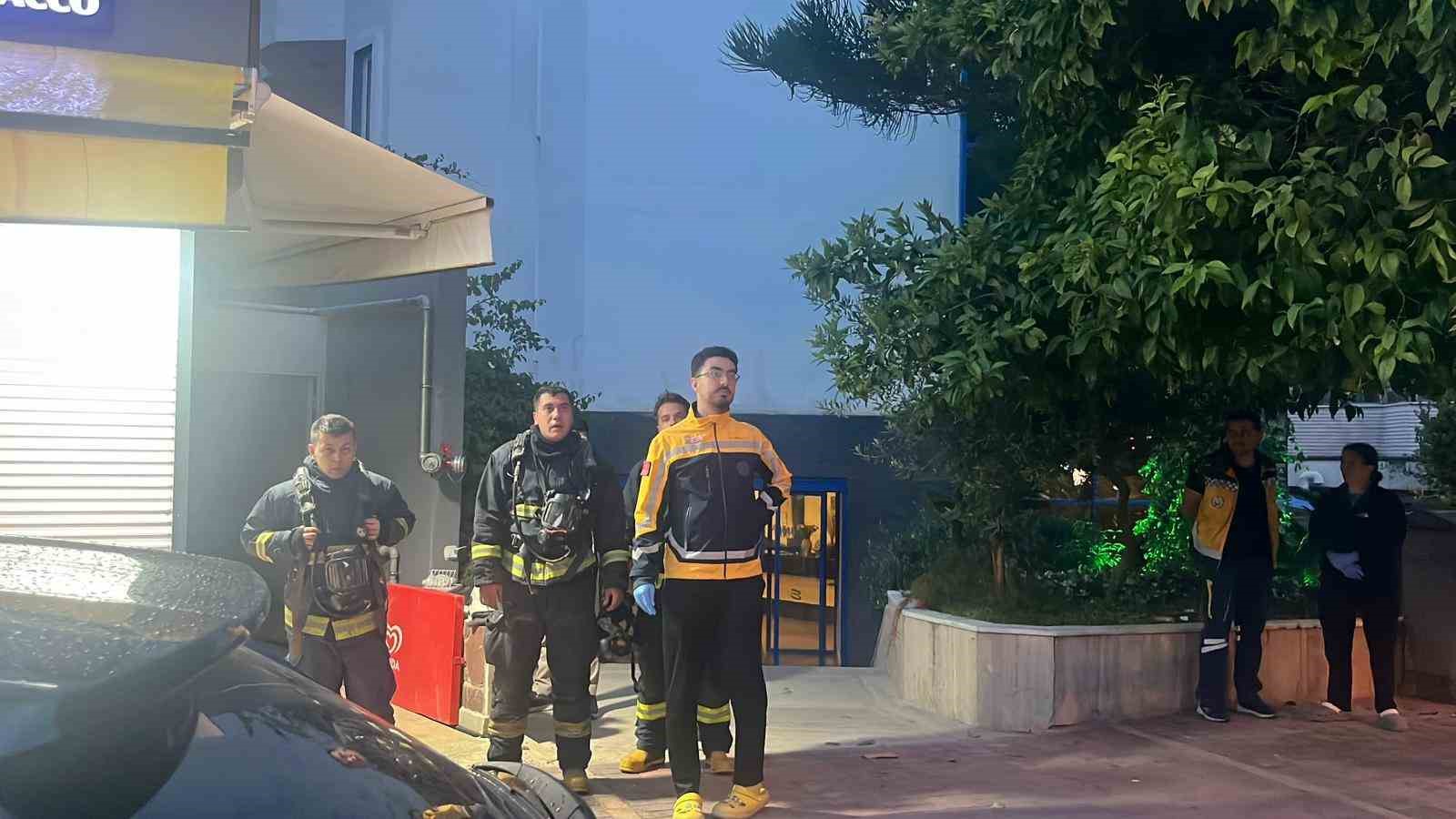 alanyada otel mutfaginda cikan yangin korkuttu 3 f7MBrfN9
