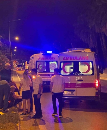 alanyada-otomobilin-carptigi-cek-turist-hayatini-kaybetti-K9PbbTE5.jpg