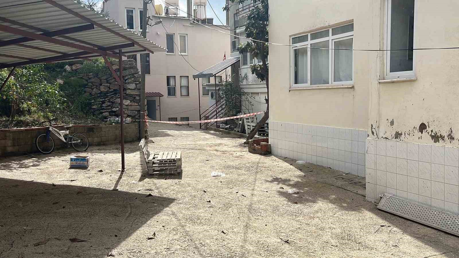 alanyada saganak sonrasi korkutan manzara 5 gLAnmyUz