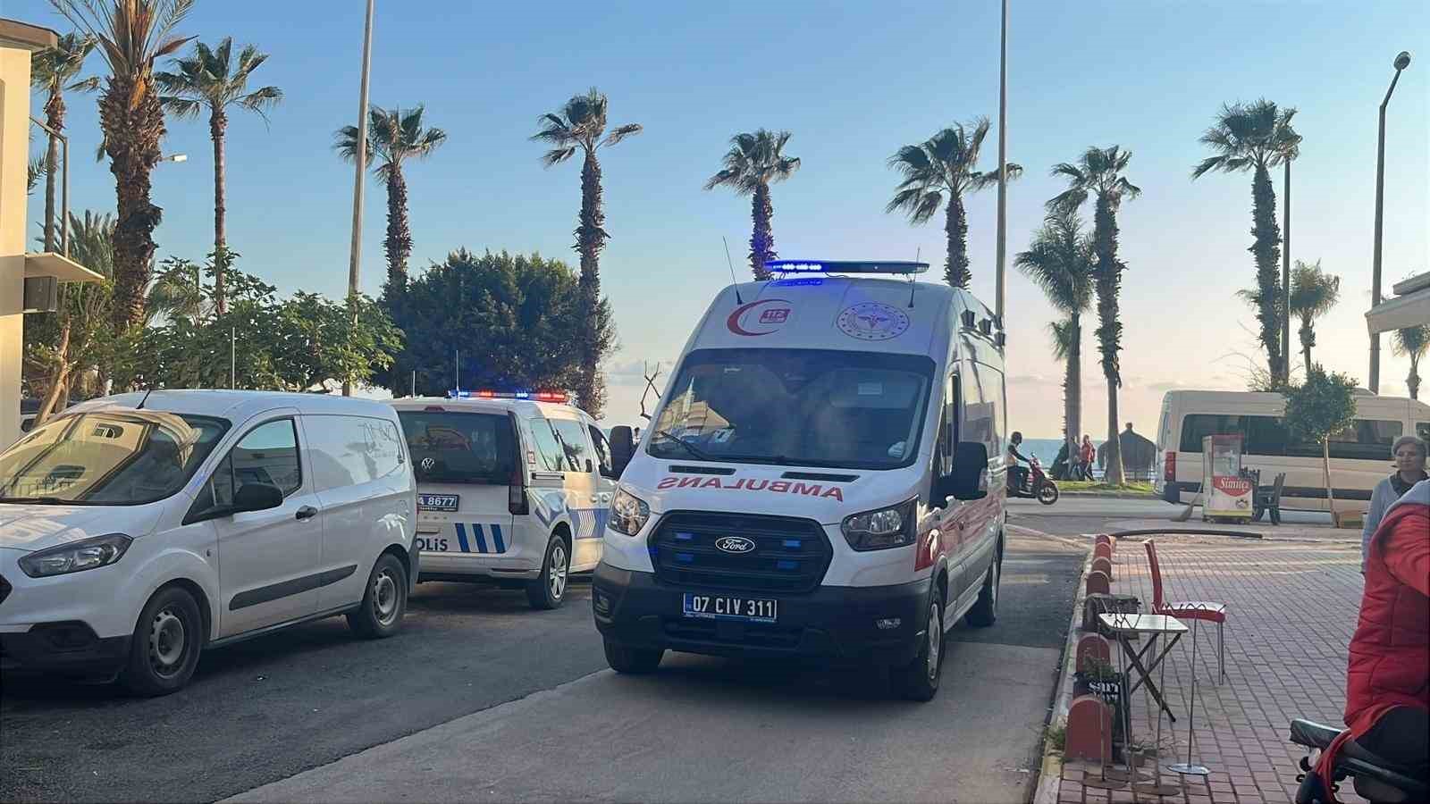 alanyada tadilattaki otelde cikan yangin korkuttu 3 9BahaCGJ