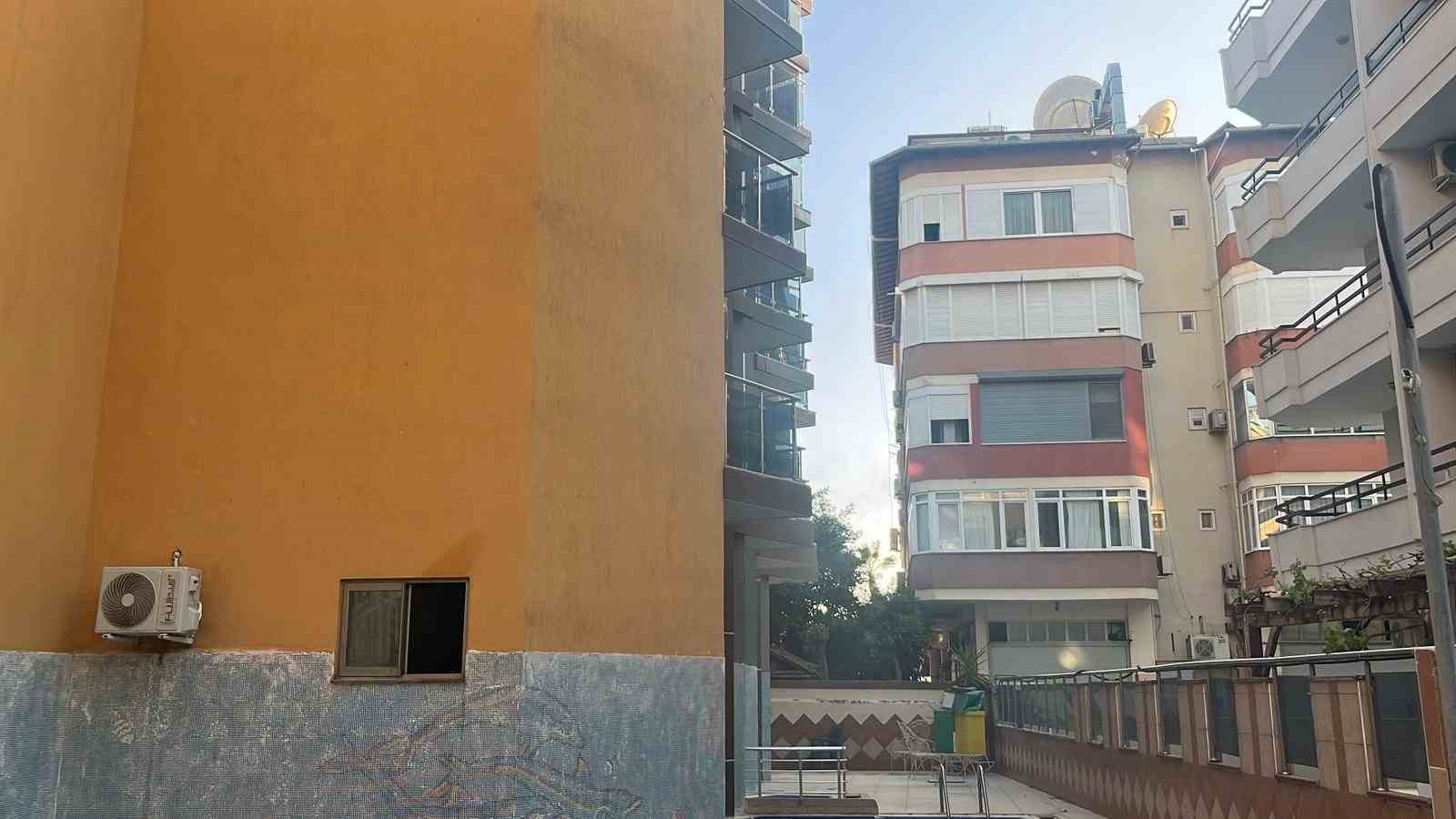 alanyada tadilattaki otelde cikan yangin korkuttu 5 SEjvgOY6