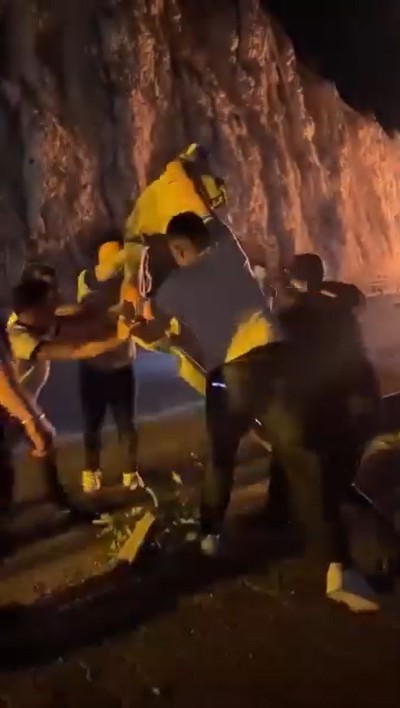 alanyada takla atan otomobil alev aldi 2 olu 3 agir yarali 9 LX6EzCXC