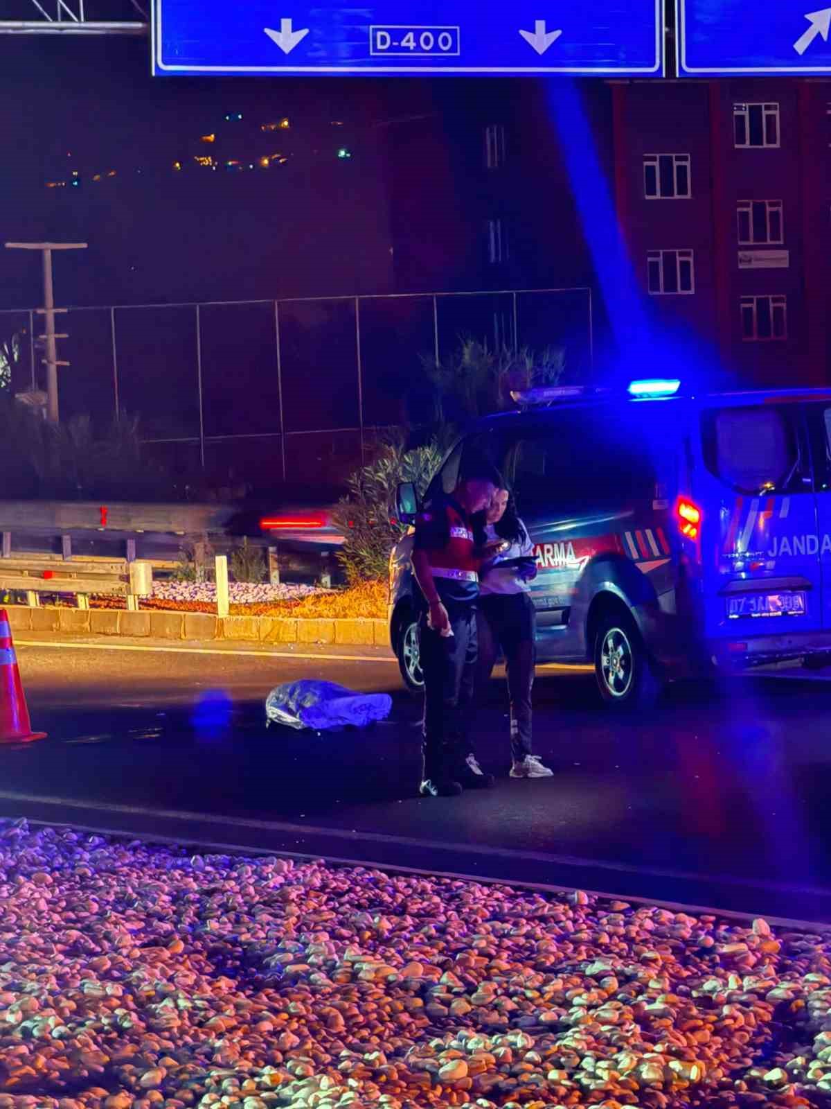 Alanya’da yolun karşısına geçerken yolcu otobüsünün çarptığı yaşlı adam hayatını kaybetti 14 alanyada yolun karsisina gecerken yolcu otobusunun carptigi yasli adam hayatini kaybetti 10 itJNLhnv